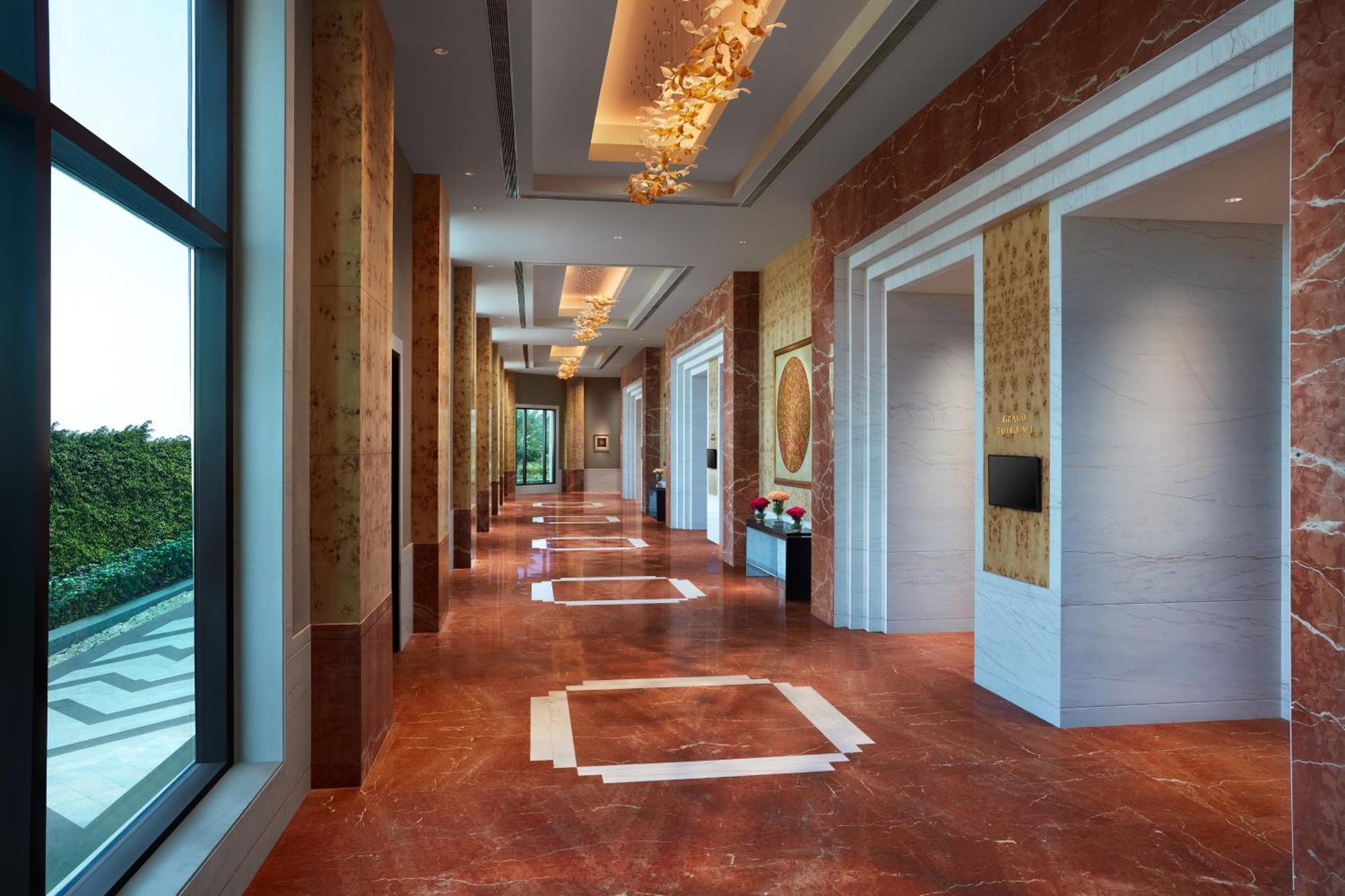 Hotel The Leela Gandhinagar Extérieur photo