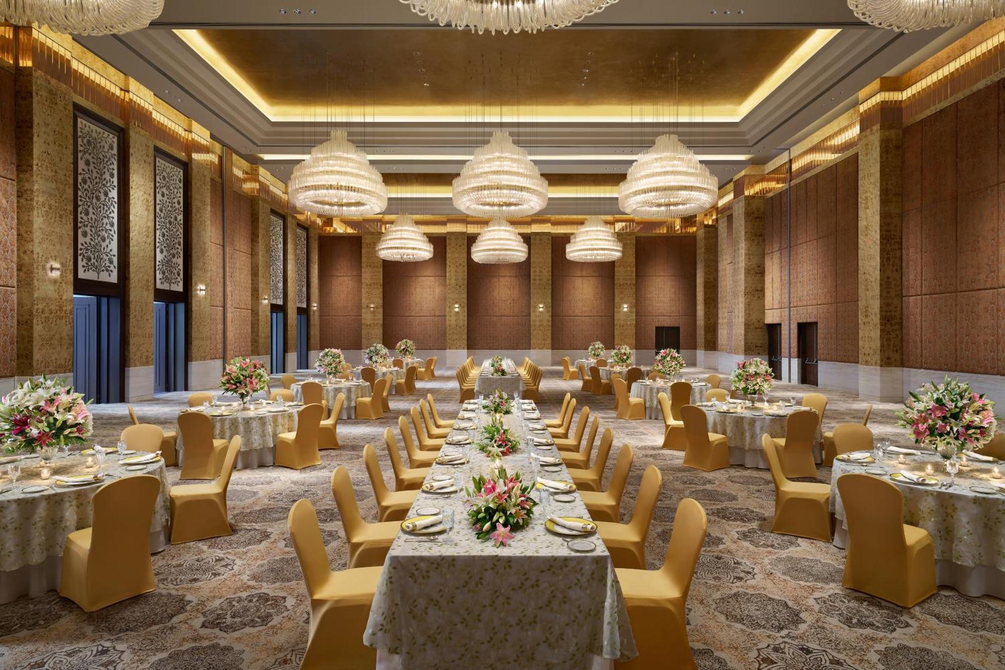 Hotel The Leela Gandhinagar Extérieur photo