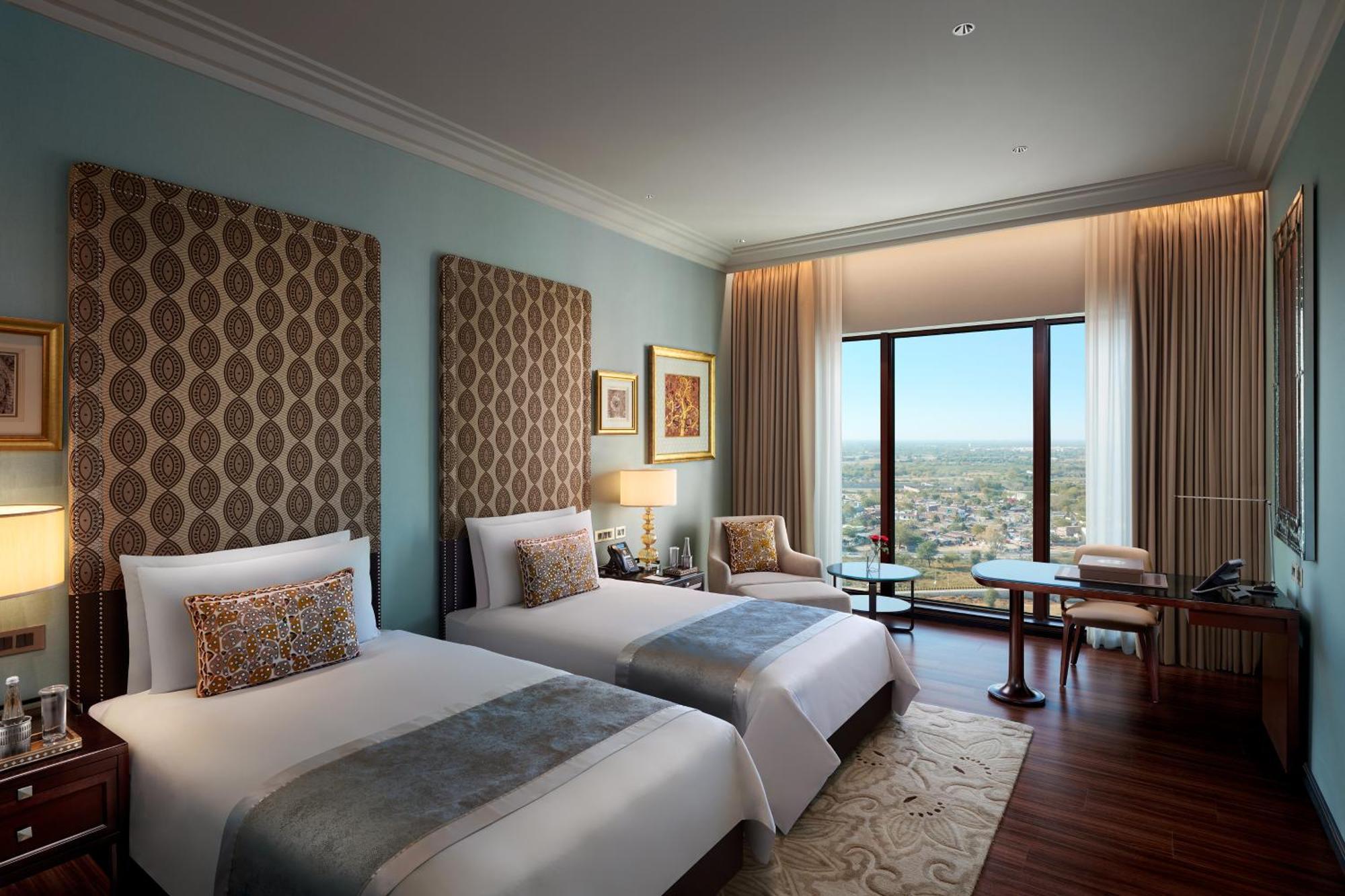 Hotel The Leela Gandhinagar Extérieur photo